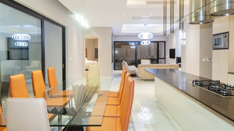 5 Bedroom Property for Sale in Bloubergstrand Western Cape